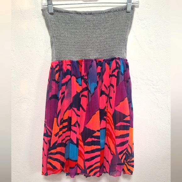 Roxy One Day Soon Pleated Strapless Summer Dress with Tropical Print Size M - Picture 3 of 10